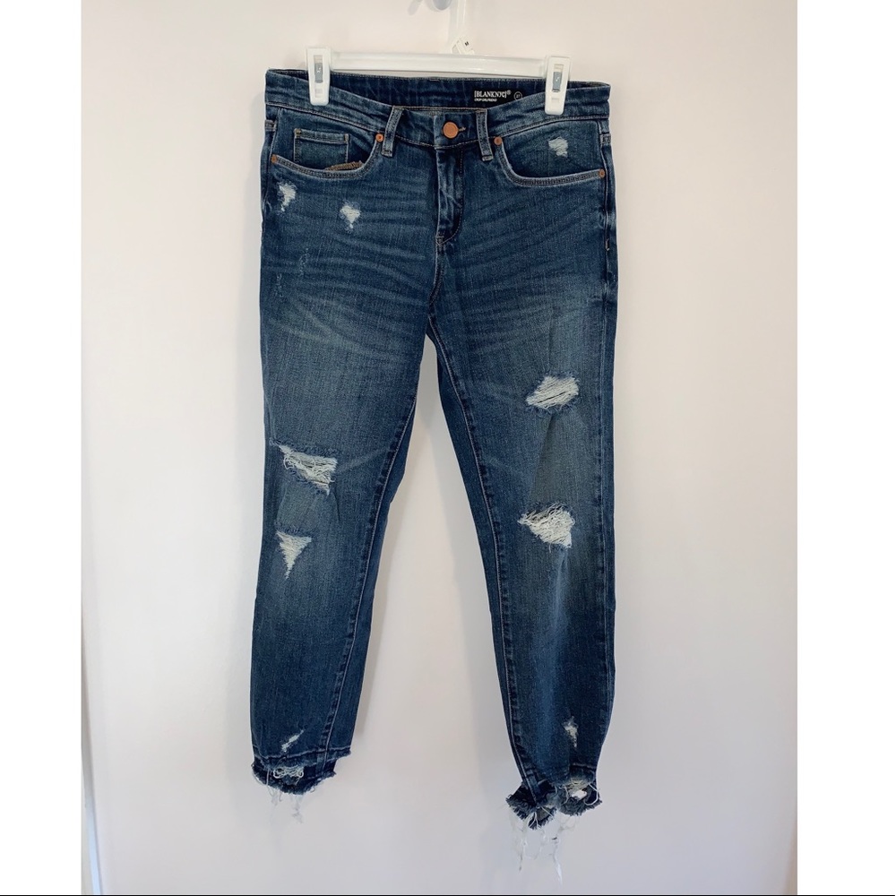 COPY - SOUTH MOON UNDER Cropped Girlfriend Jeans - Picture 4 of 15